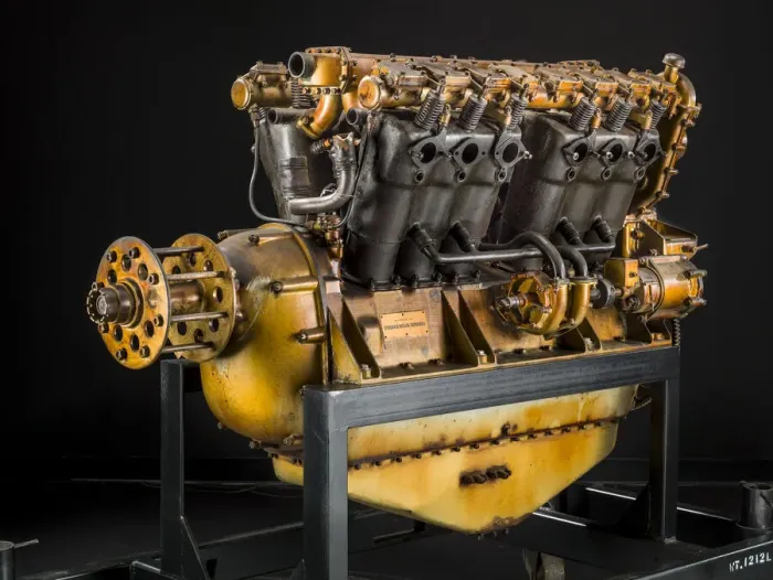 Framed Print : Packard B-12 (Model 905), V-12 Engine, Circa 1916. Creator: Packard Motor Car Company Framed Print : Packard B-12 (Model 905), V-12 Engine, Circa 1916. Creator: Packard Motor Car Company