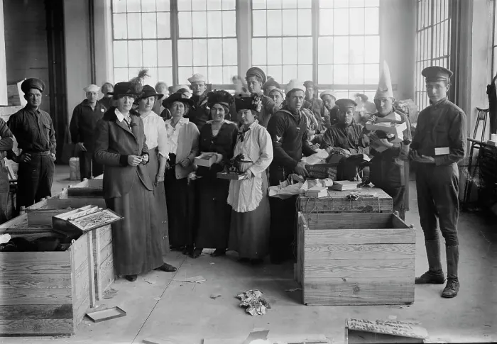 Framed Print : Packing for Christmas Ship, 1914. Creator: Bain News Service Framed Print : Packing for Christmas Ship, 1914. Creator: Bain News Service