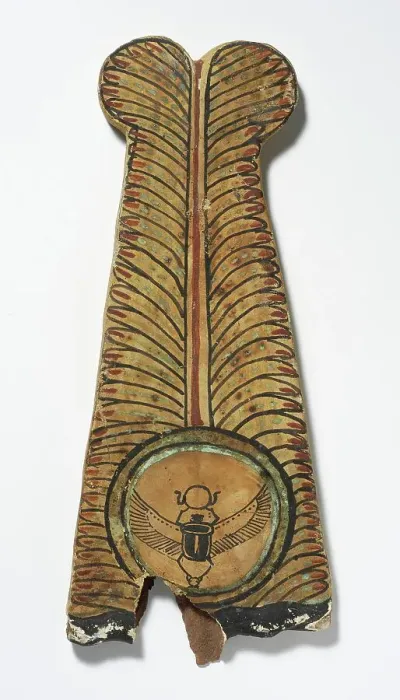 Framed Print : Painted Plume with Sun Disk Containing Winged Kheper Beetle, 24th-30th Dynasty (724-343 BCE). Creator: Unknown Framed Print : Painted Plume with Sun Disk Containing Winged Kheper Beetle, 24th-30th Dynasty (724-343 BCE). Creator: Unknown