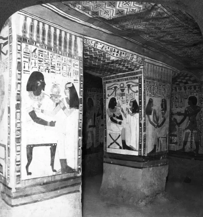 Framed Print : Painted tomb chamber hewn in the rock of the cliffs at Thebes, Egypt, 1905. Artist: Underwood & Underwood Framed Print : Painted tomb chamber hewn in the rock of the cliffs at Thebes, Egypt, 1905. Artist: Underwood & Underwood