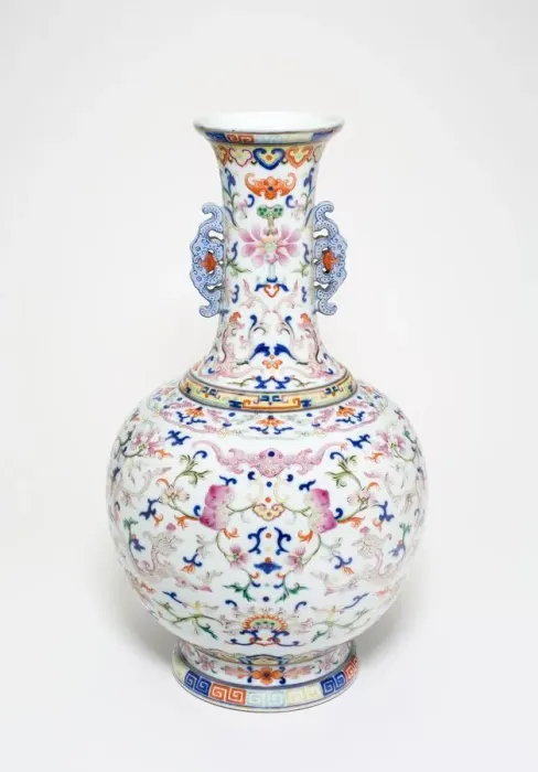 Framed Print : One of a pair of famille-rose lotus bottle vases, Qing dynasty Framed Print : One of a pair of famille-rose lotus bottle vases, Qing dynasty