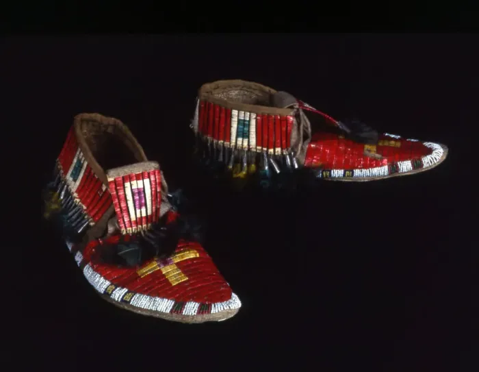 Framed Print : Pair of Moccasins, Santee Sioux Plains, 1875  /  1900. Creator: Unknown