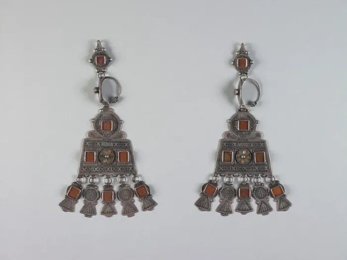 Framed Print : Pair of Woman's Earrings, 1900-1920. Creator: Unknown. Pair of Woman's Earrings, 1900-1920. Creator: Unknown Framed Print : Pair of Woman's Earrings, 1900-1920. Creator: Unknown. Pair of Woman's Earrings, 1900-1920. Creator: Unknown