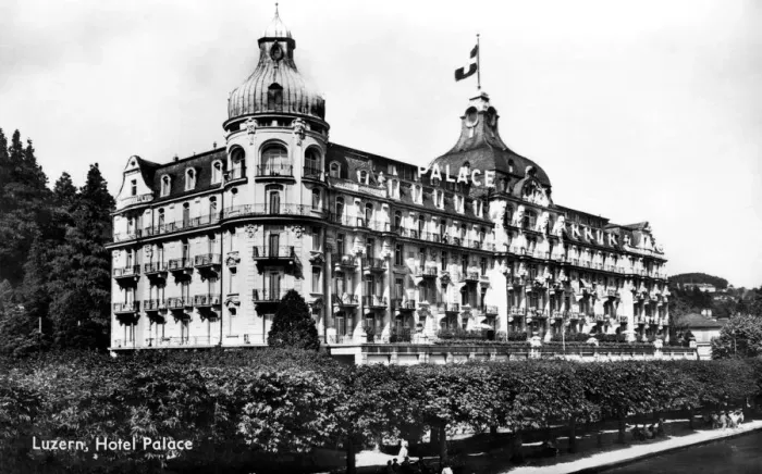 Framed Print : The Palace Hotel, Lucerne, Switzerland, early 20th century Framed Print : The Palace Hotel, Lucerne, Switzerland, early 20th century