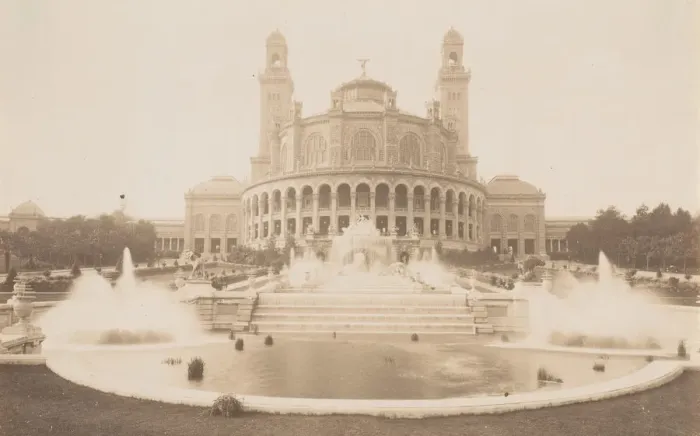 Framed Print : Palais du Trocadero, 1890s. Creator: Unknown Framed Print : Palais du Trocadero, 1890s. Creator: Unknown