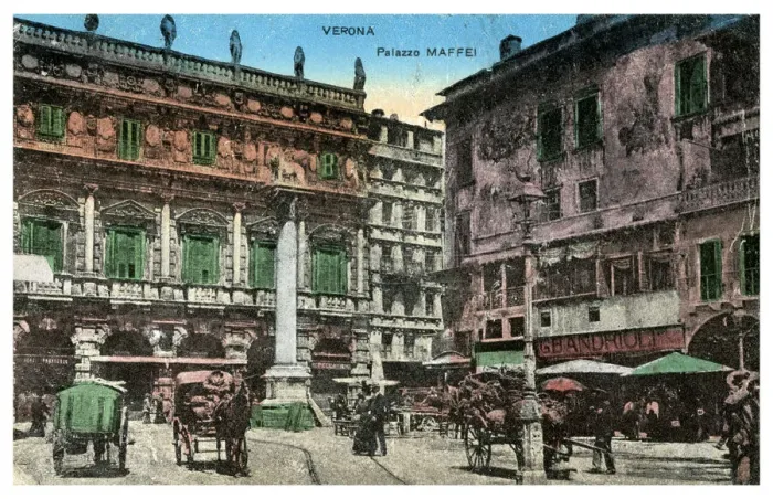 Framed Print : Palazzo Maffei, Verona, Italy, late 19th or early 20th century(?) Framed Print : Palazzo Maffei, Verona, Italy, late 19th or early 20th century(?)
