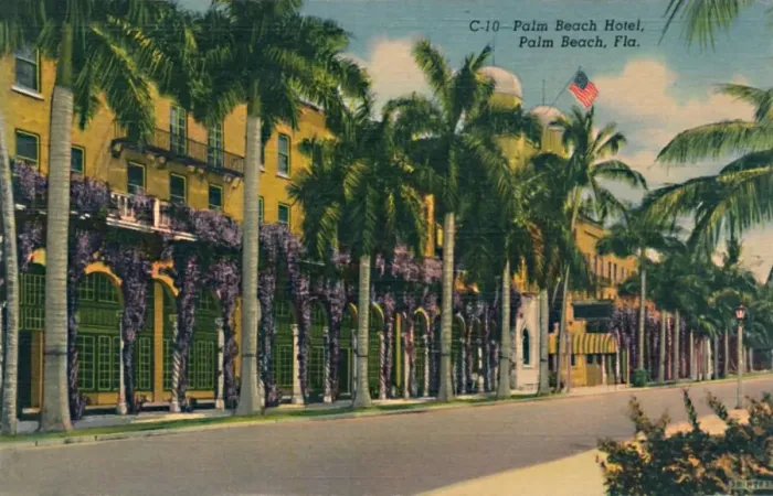 Framed Print : Palm Beach Hotel, Palm Beach, Fla. c1940s Framed Print : Palm Beach Hotel, Palm Beach, Fla. c1940s
