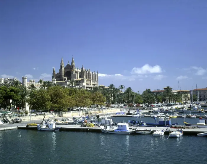 Framed Print : Palma Cathedral & Harbour, Majorca, Spain Framed Print : Palma Cathedral & Harbour, Majorca, Spain