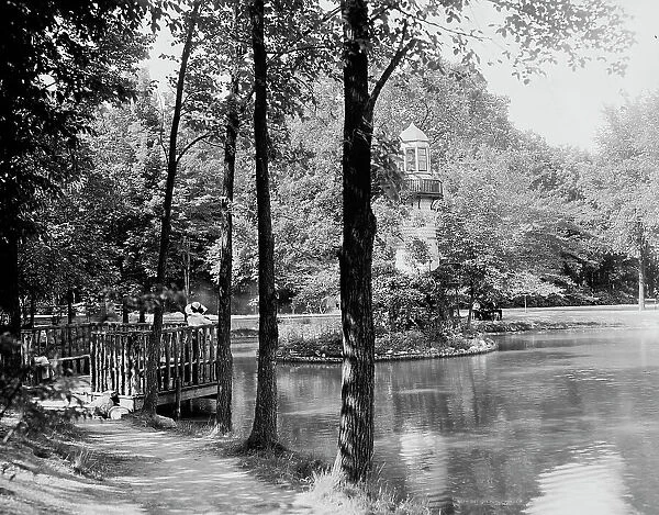Palmer Park, Detroit, Mich. c.between 1910 and 1920. Creator: Unknown