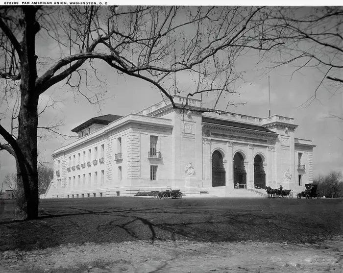 Framed Print : Pan American Union, Washington, D.C. between 1910 and 1920. Creator: Unknown Framed Print : Pan American Union, Washington, D.C. between 1910 and 1920. Creator: Unknown
