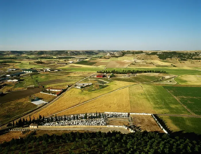 Framed Print : Panoramic view of the Castilian landscape, Province of Valladolid, Castile and Leon, Spain, (2003). Creator: LTL Framed Print : Panoramic view of the Castilian landscape, Province of Valladolid, Castile and Leon, Spain, (2003). Creator: LTL