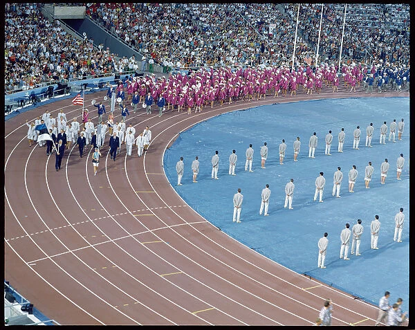 Parade of athletes at the opening ceremony of the 1992 Barcelona Olympic Games