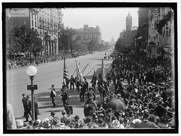 Parade On Pennsylvania Ave, between 1910 and 1921. Creator: Harris & Ewing. Parade On Pennsylvania Ave, between 1910 and 1921. Creator: Harris & Ewing