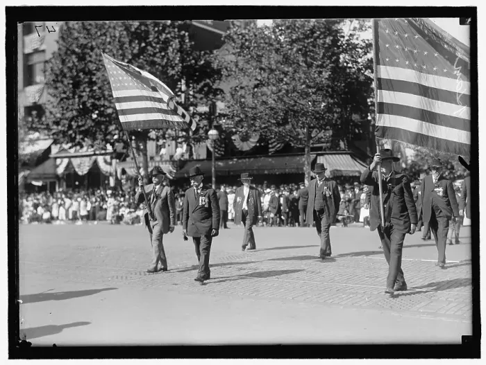Framed Print : Parade On Pennsylvania Ave. Kan, between 1910 and 1921. Creator: Harris & Ewing. Parade On Pennsylvania Ave. Kan, between 1910 and 1921. Creator: Harris & Ewing Framed Print : Parade On Pennsylvania Ave. Kan, between 1910 and 1921. Creator: Harris & Ewing. Parade On Pennsylvania Ave. Kan, between 1910 and 1921. Creator: Harris & Ewing