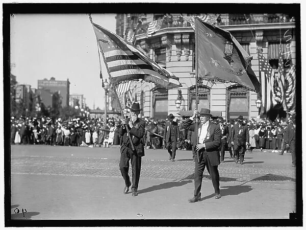 Parade On Pennsylvania Ave - Oregon Unit, between 1910 and 1921. Creator: Harris & Ewing. Parade On Pennsylvania Ave - Oregon Unit, between 1910 and 1921. Creator: Harris & Ewing
