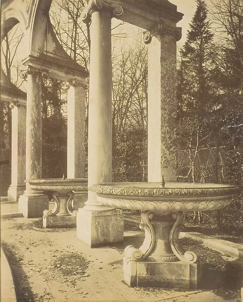 Parc de Versaille bosquet de la Colonnade, 1905. Creator: Eugene Atget