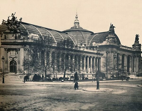 Paris. - Le Grand Palais. - LL, c1910. Creator: Unknown
