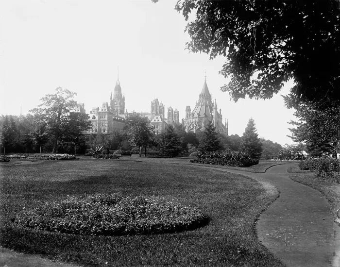 Framed Print : Parliament bldgs. from Major [i.e. Major's] Hill Park, Ottawa, between 1890 and 1901. Creator: Unknown