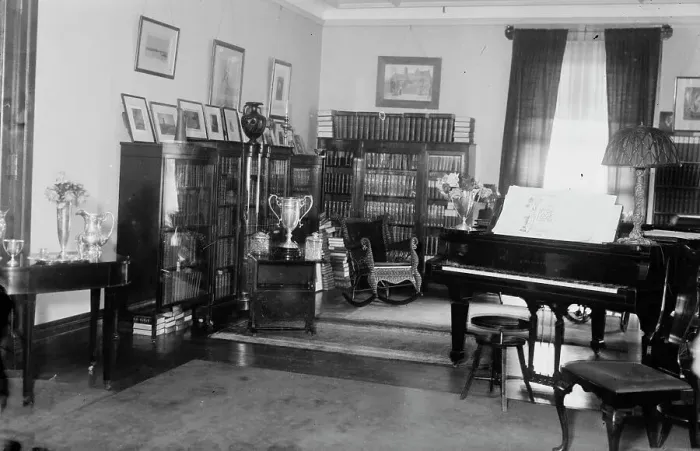 Framed Print : Parlor of Hughes home, between c1915 and c1920. Creator: Bain News Service Framed Print : Parlor of Hughes home, between c1915 and c1920. Creator: Bain News Service