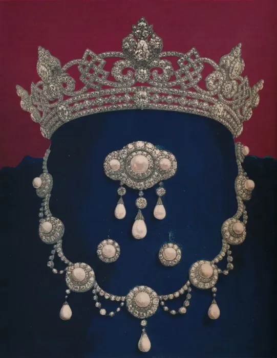 Framed Print : Parure of Diamonds and Pearls - The Gift of HRH The Prince of Wales, 1863. Artist: Robert Dudley Framed Print : Parure of Diamonds and Pearls - The Gift of HRH The Prince of Wales, 1863. Artist: Robert Dudley