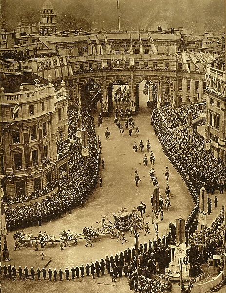 Passing Through the Admiralty Arch, 1937. Creator: Photochrom Co Ltd of London