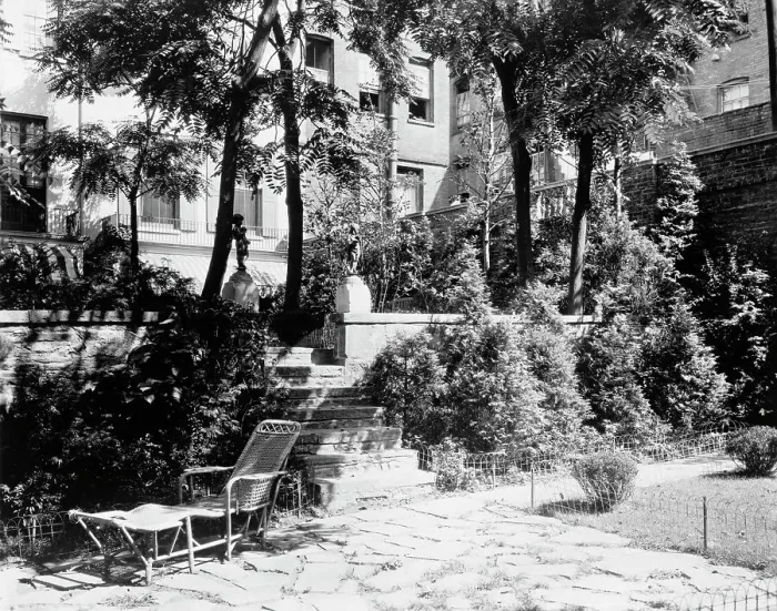 Framed Print : Patio and gardens in New York City, 1921. Creator: Frances Benjamin Johnston Framed Print : Patio and gardens in New York City, 1921. Creator: Frances Benjamin Johnston