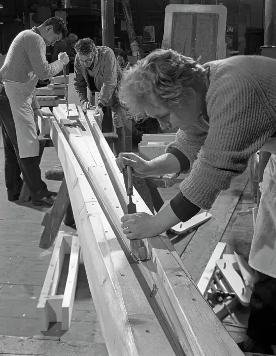 Framed Print : Pattern making for a rail junction, Stanley Works, Sheffield, South Yorkshire, 1964 Framed Print : Pattern making for a rail junction, Stanley Works, Sheffield, South Yorkshire, 1964
