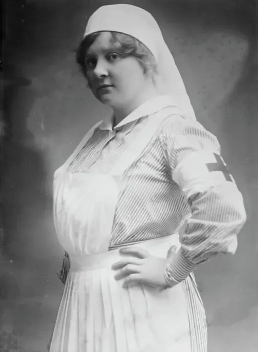 Framed Print : Paula Windheuser, between c1910 and c1915. Creator: Bain News Service Framed Print : Paula Windheuser, between c1910 and c1915. Creator: Bain News Service
