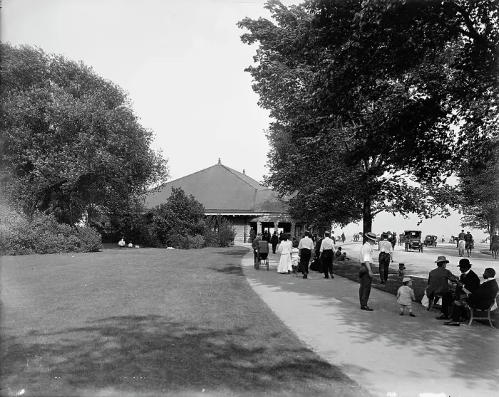 Framed Print : Pavilion, Jackson Park, Chicago, Ill. c1907. Creator: Unknown Framed Print : Pavilion, Jackson Park, Chicago, Ill. c1907. Creator: Unknown