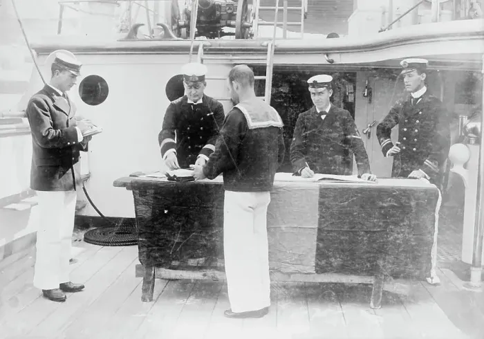 Framed Print : Paying sailors, British Navy, between c1910 and c1915. Creator: Bain News Service