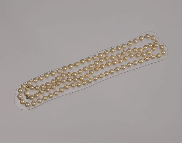 Pearl necklace from Maes Millinery Shop, 1941-1994. Creator: Unknown