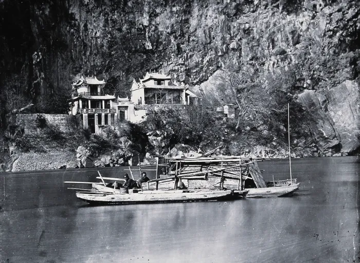 Framed Print : Pearl River, Kwangtung province, China, 1981 (from a negative of 1870). Creator: John Thomson Framed Print : Pearl River, Kwangtung province, China, 1981 (from a negative of 1870). Creator: John Thomson