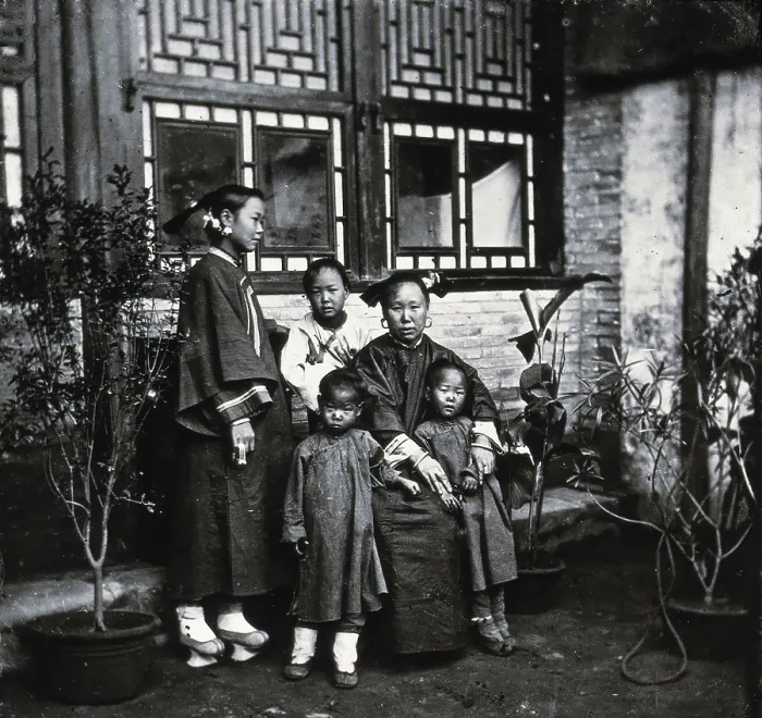 Framed Print : Peking, Pechili province, China, 1981 (from a negative of 1869). Creator: John Thomson Framed Print : Peking, Pechili province, China, 1981 (from a negative of 1869). Creator: John Thomson