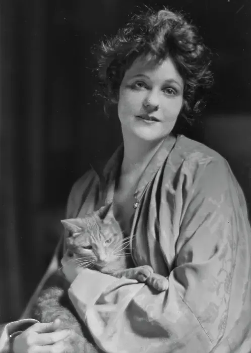Framed Print : Pell, Miss, with Buzzer the cat, portrait photograph, 1916 Apr. 11. Creator: Arnold Genthe Framed Print : Pell, Miss, with Buzzer the cat, portrait photograph, 1916 Apr. 11. Creator: Arnold Genthe