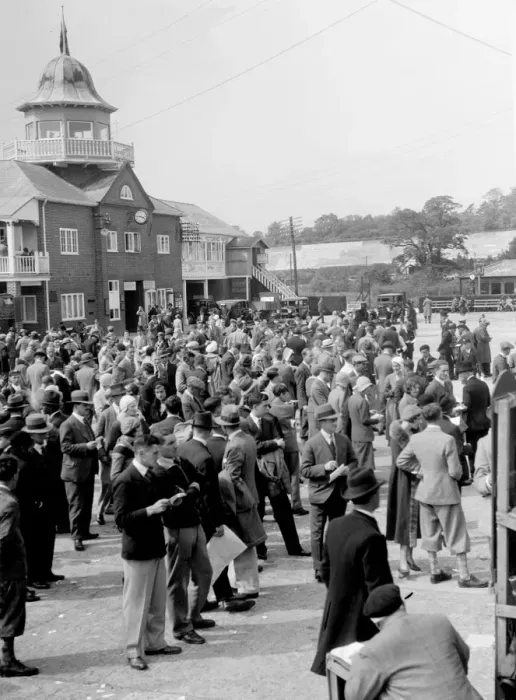 Framed Print : People attending a motor racing event at Brooklands. Artist: Bill Brunell Framed Print : People attending a motor racing event at Brooklands. Artist: Bill Brunell