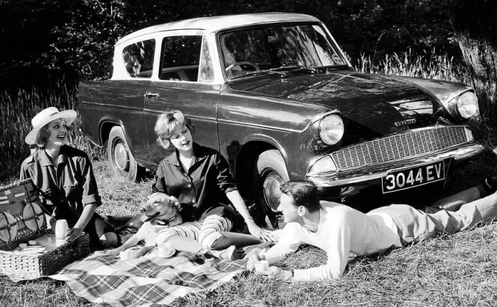 Framed Print : People picnicking with their 1960 Ford Anglia Deluxe, (1960?) Framed Print : People picnicking with their 1960 Ford Anglia Deluxe, (1960?)
