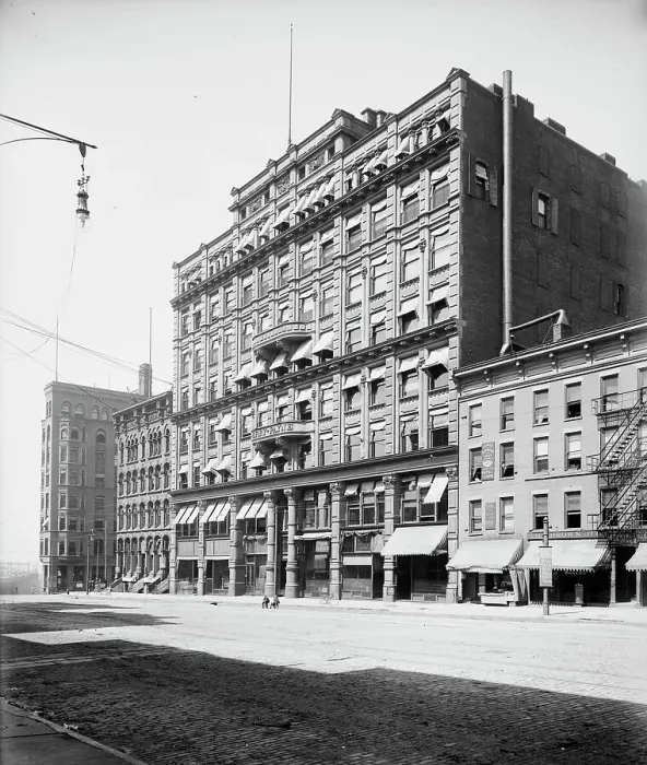 Framed Print : Perry Payne Blg. Cleveland, ca 1900. Creator: Unknown Framed Print : Perry Payne Blg. Cleveland, ca 1900. Creator: Unknown