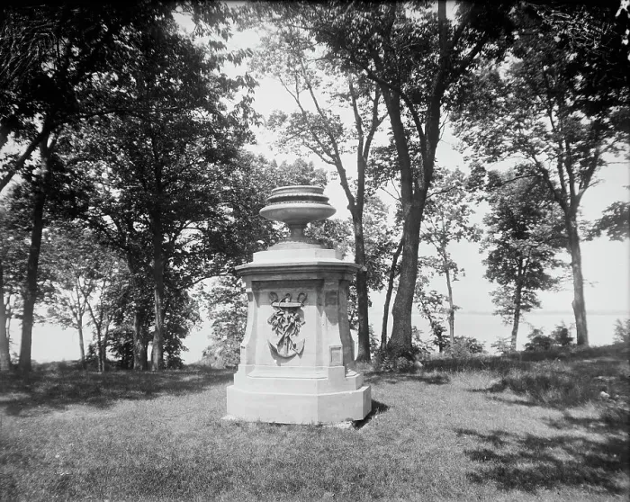 Framed Print : Perry's Monument, Put-in-Bay, Ohio, between 1880 and 1899. Creator: Unknown Framed Print : Perry's Monument, Put-in-Bay, Ohio, between 1880 and 1899. Creator: Unknown