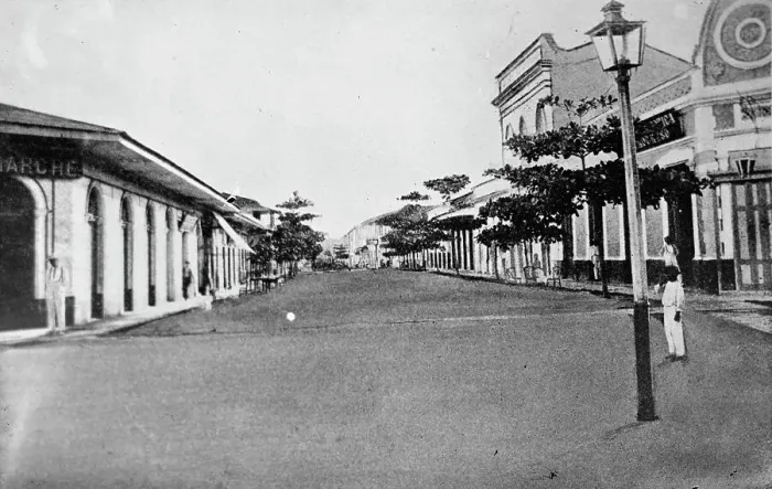 Framed Print : Peru. Scenes In Iquitos, 1912. Creator: Harris & Ewing. Peru. Scenes In Iquitos, 1912. Creator: Harris & Ewing Framed Print : Peru. Scenes In Iquitos, 1912. Creator: Harris & Ewing. Peru. Scenes In Iquitos, 1912. Creator: Harris & Ewing