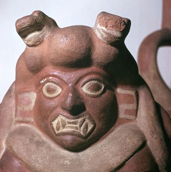 Peruvian earthenware bottle in the form of a squatting figure, 5th century