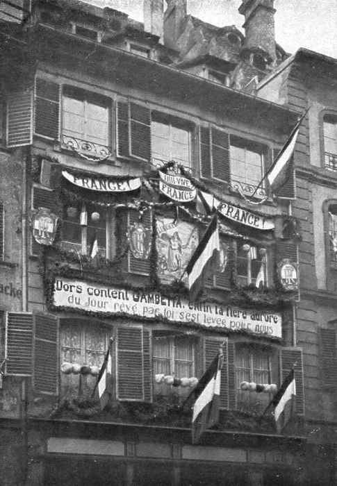 Framed Print : Petain et Foch a Strasbourg; La parure de fete de Strasbourg liberee: deux facades ornee...1918. Creator: Unknown Framed Print : Petain et Foch a Strasbourg; La parure de fete de Strasbourg liberee: deux facades ornee...1918. Creator: Unknown