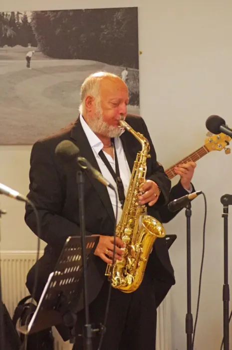 Framed Print : Pete Allen, The Pete Allen Band, Deanwood Park Golf Club, Newbury, Berks, 10th Oct. 2021 Framed Print : Pete Allen, The Pete Allen Band, Deanwood Park Golf Club, Newbury, Berks, 10th Oct. 2021