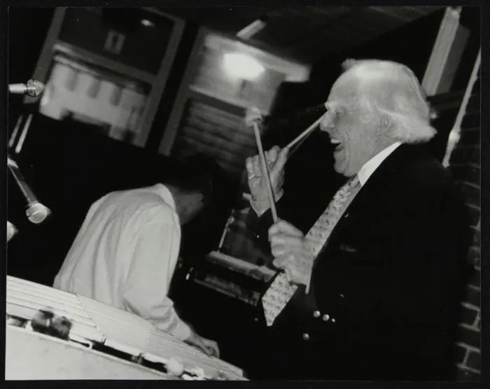 Framed Print : Peter Appleyard playing the vibraphone at The Fairway, Welwyn Garden City, Hertfordshire, 1999 Framed Print : Peter Appleyard playing the vibraphone at The Fairway, Welwyn Garden City, Hertfordshire, 1999