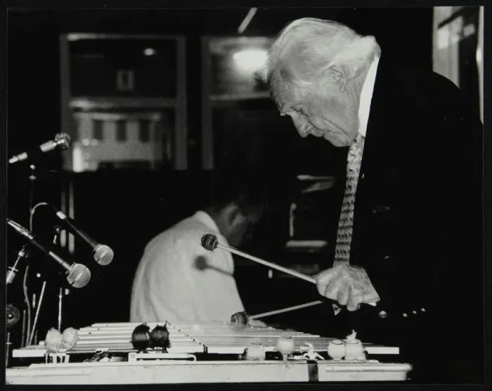 Framed Print : Peter Appleyard playing the vibraphone at The Fairway, Welwyn Garden City, Hertfordshire, 1999 Framed Print : Peter Appleyard playing the vibraphone at The Fairway, Welwyn Garden City, Hertfordshire, 1999