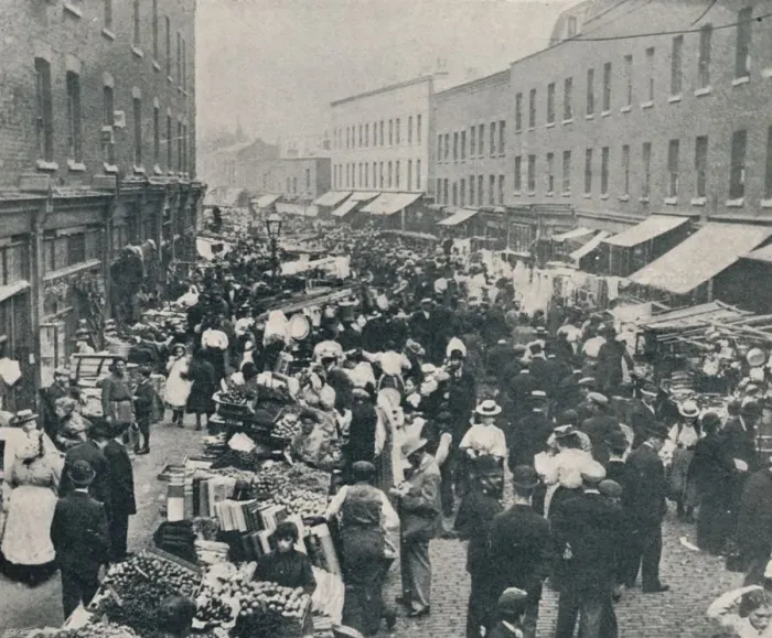 Framed Print : Petticoat Lane - The Sunday Morning Market in Full Swing, 1901 Framed Print : Petticoat Lane - The Sunday Morning Market in Full Swing, 1901