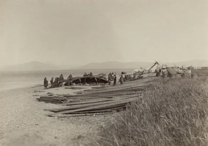 Framed Print : Another Phase of Unloading, 12 July, 1889. Creator: Unknown Framed Print : Another Phase of Unloading, 12 July, 1889. Creator: Unknown