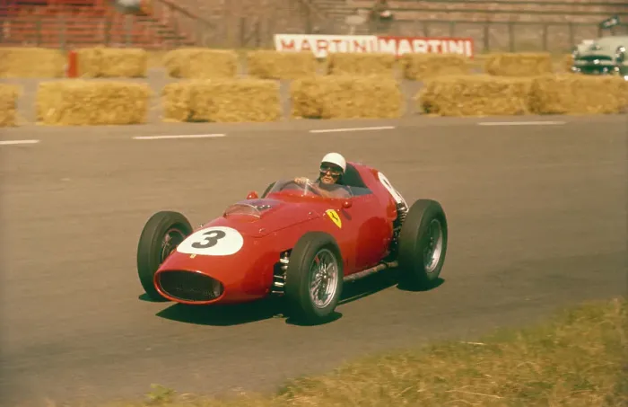 Framed Print : Phil Hill in action in a Ferrari, Dutch Grand Prix, Zandvoort, 1959 Framed Print : Phil Hill in action in a Ferrari, Dutch Grand Prix, Zandvoort, 1959