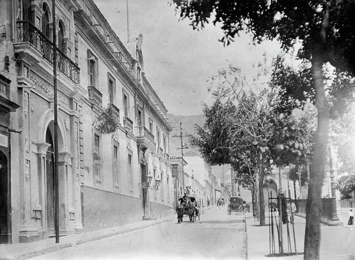 Framed Print : Philander C. Knox Visit To Central America And The West Indies... Caracas, Venezuela, 1911. Creator: Harris & Ewing. Philander C. Knox Visit To Central America And The West Indies... Caracas, Venezuela, 1911. Creator: Harris & Ewing Framed Print : Philander C. Knox Visit To Central America And The West Indies... Caracas, Venezuela, 1911. Creator: Harris & Ewing. Philander C. Knox Visit To Central America And The West Indies... Caracas, Venezuela, 1911. Creator: Harris & Ewing
