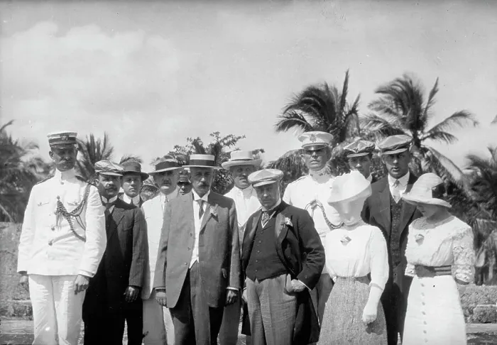 Framed Print : Philander C. Knox Visit To Central America And The West Indies - Knox In San Domingo, 1912. Creator: Harris & Ewing. Philander C. Knox Visit To Central America And The West Indies - Knox In San Domingo, 1912. Creator: Harris & Ewing Framed Print : Philander C. Knox Visit To Central America And The West Indies - Knox In San Domingo, 1912. Creator: Harris & Ewing. Philander C. Knox Visit To Central America And The West Indies - Knox In San Domingo, 1912. Creator: Harris & Ewing