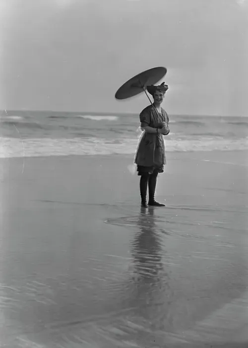 Framed Print : Phillips, Norma, Miss, at the beach, 1914 July 9. Creator: Arnold Genthe Framed Print : Phillips, Norma, Miss, at the beach, 1914 July 9. Creator: Arnold Genthe